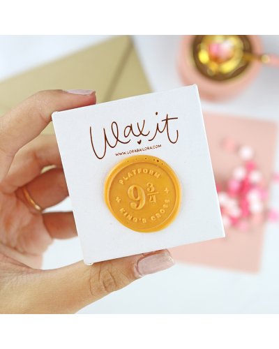 Lora Bailora - Sceau en laiton - 9 ¾ - Wax It