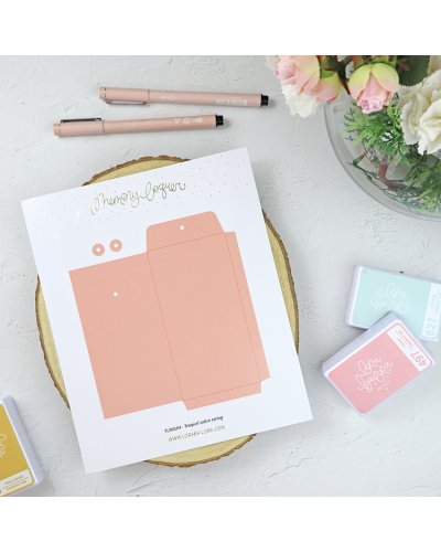 Dies - Enveloppe - Memory Loquer | Lora Bailora