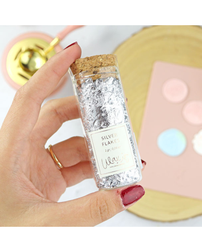 Lora Bailora - Bronze Flakes - Wax It